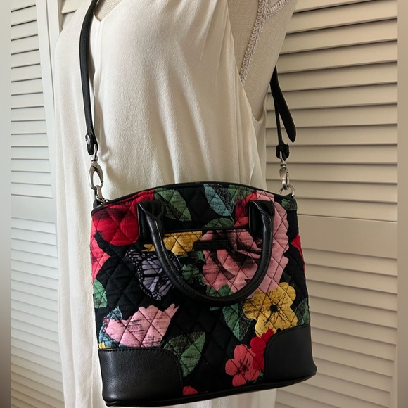 VERA BRADLEY day off bag*GORGEOUS* - Picture 3 of 8